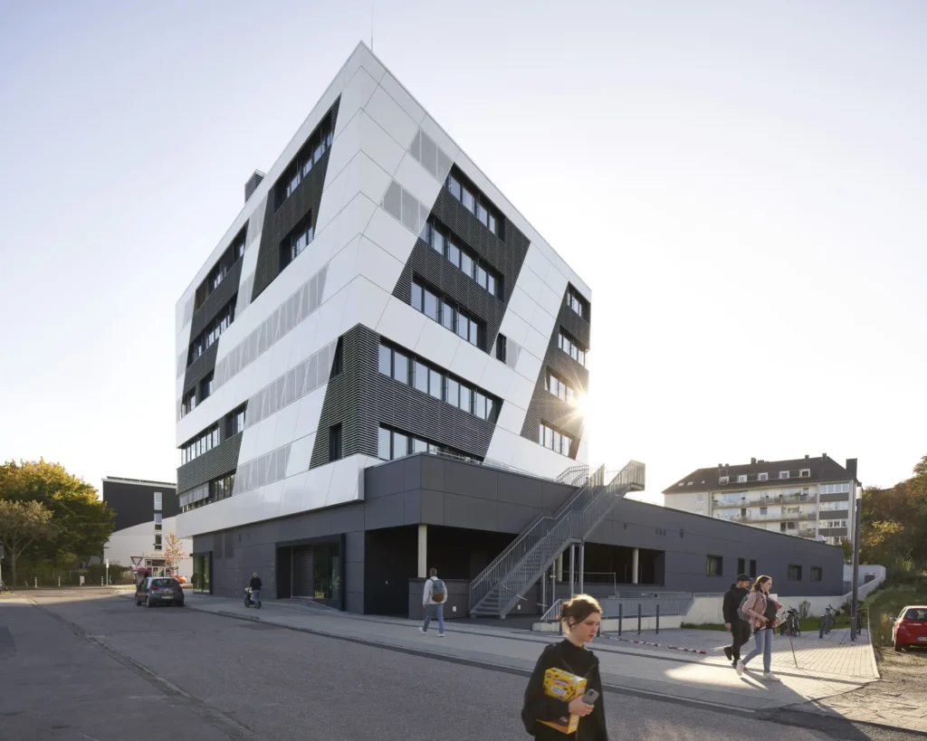 KMAC Center for Advanced Mobility with pedestrians on the campus of FH Aachen