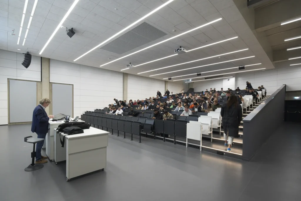 Lecture in progress at the KMAC Center for Advanced Mobility in Aachen