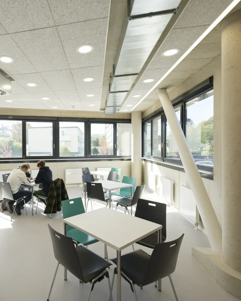 Students working inside the the KMAC Center for Advanced Mobility in Aachen