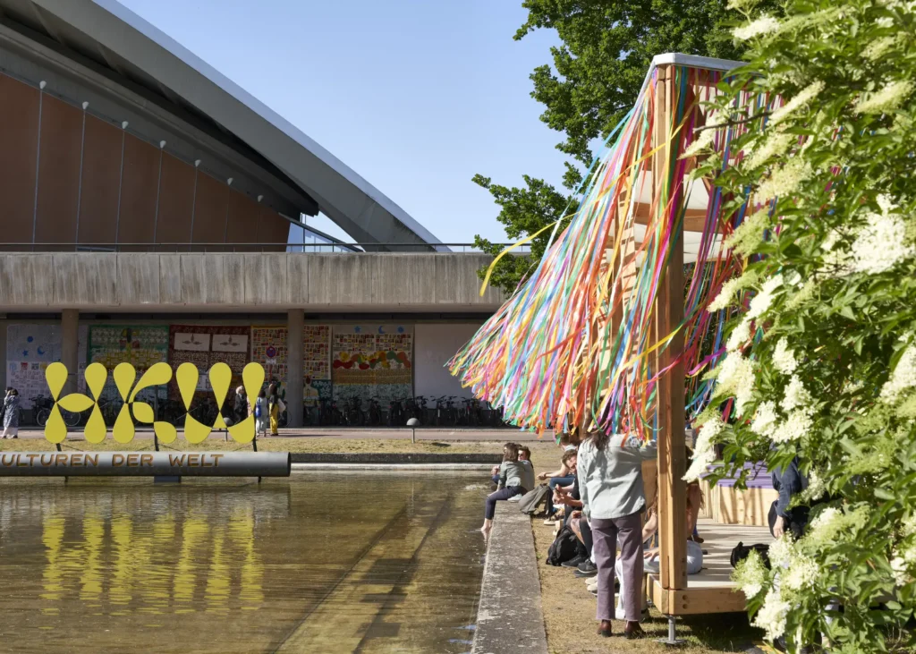 Kulturen-der-Welt hall
